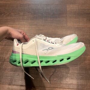 On Running Cloudsurfer Next - wolf honey dew